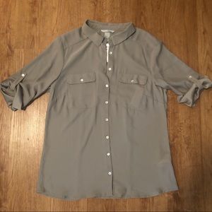 H&M Light Gray-Green 3/4 Sleeve Button Down Blouse